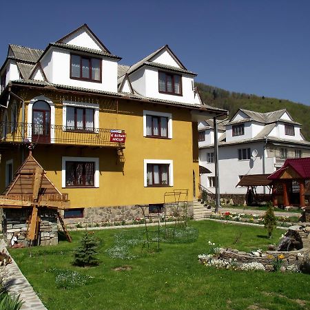 Guest House U Myrona Γιαρέμτσε Εξωτερικό φωτογραφία