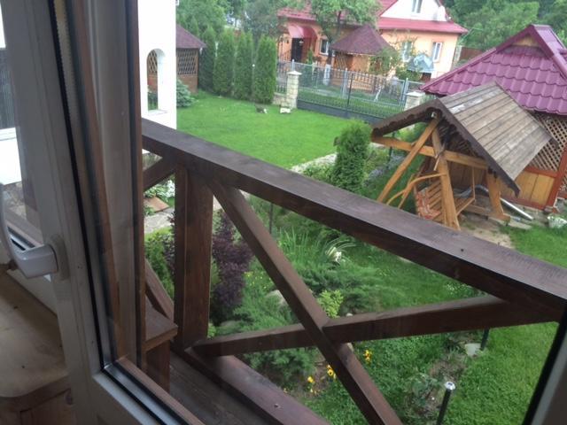 Guest House U Myrona Γιαρέμτσε Εξωτερικό φωτογραφία
