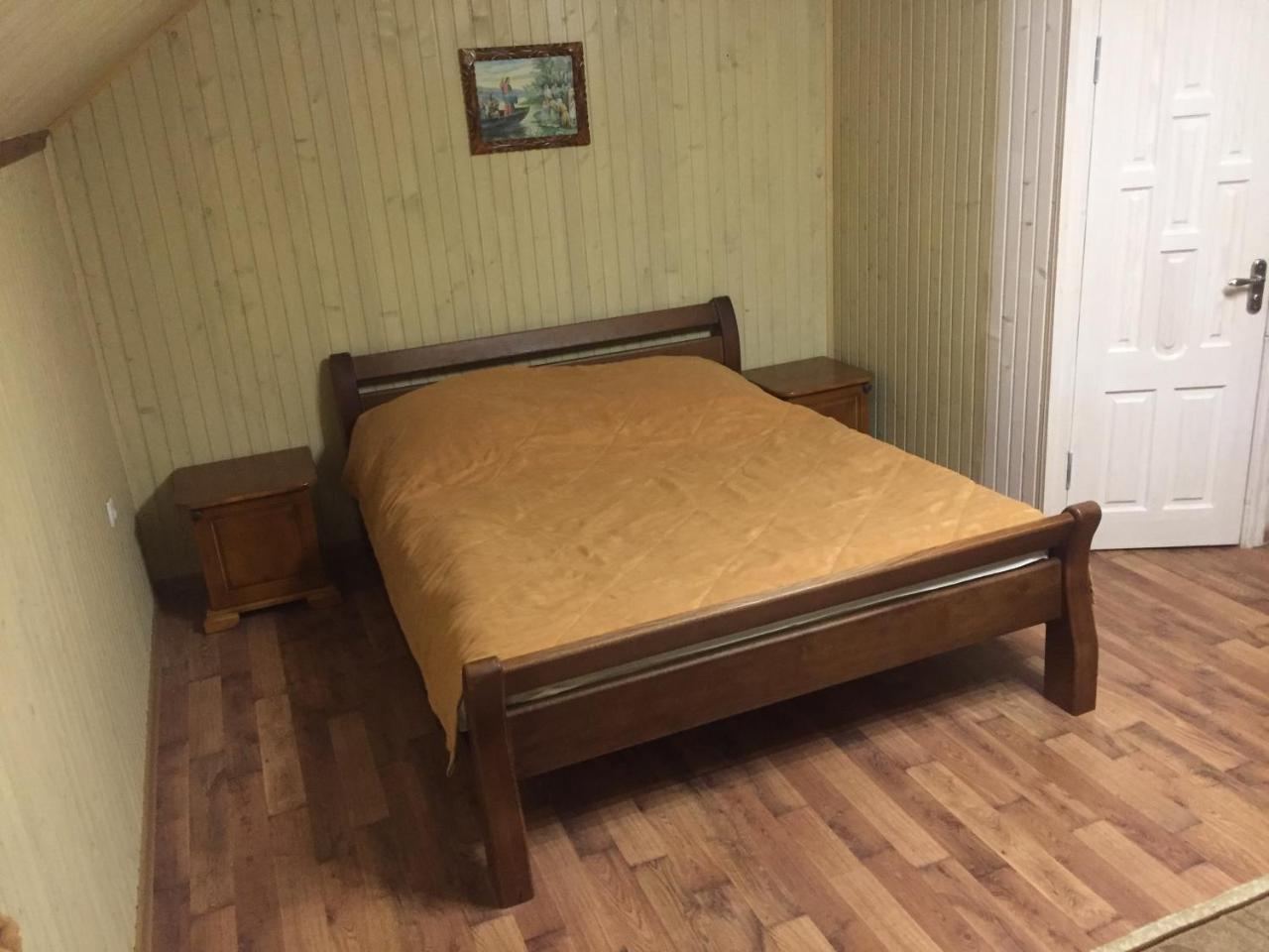 Guest House U Myrona Γιαρέμτσε Εξωτερικό φωτογραφία